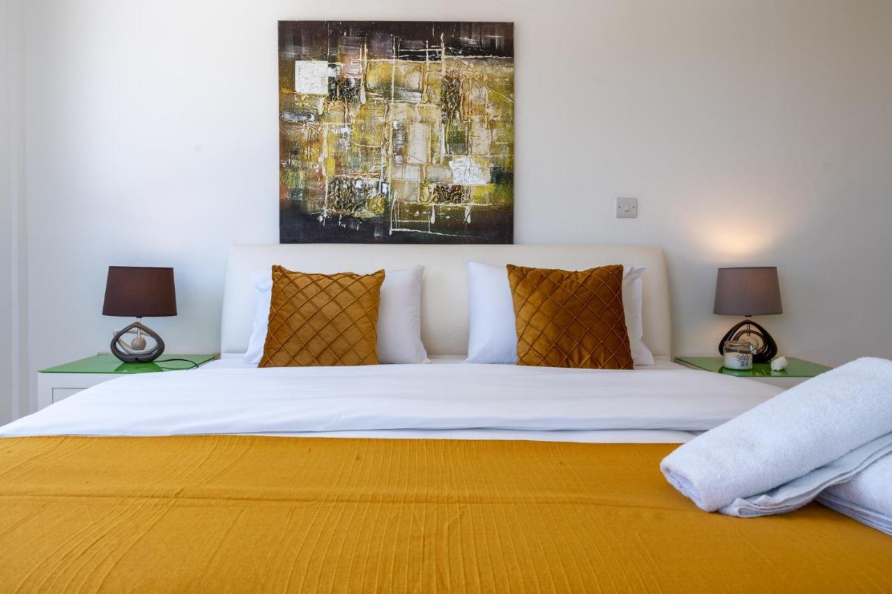 Lime 3-Bedroom Villa In Protarász Kültér fotó