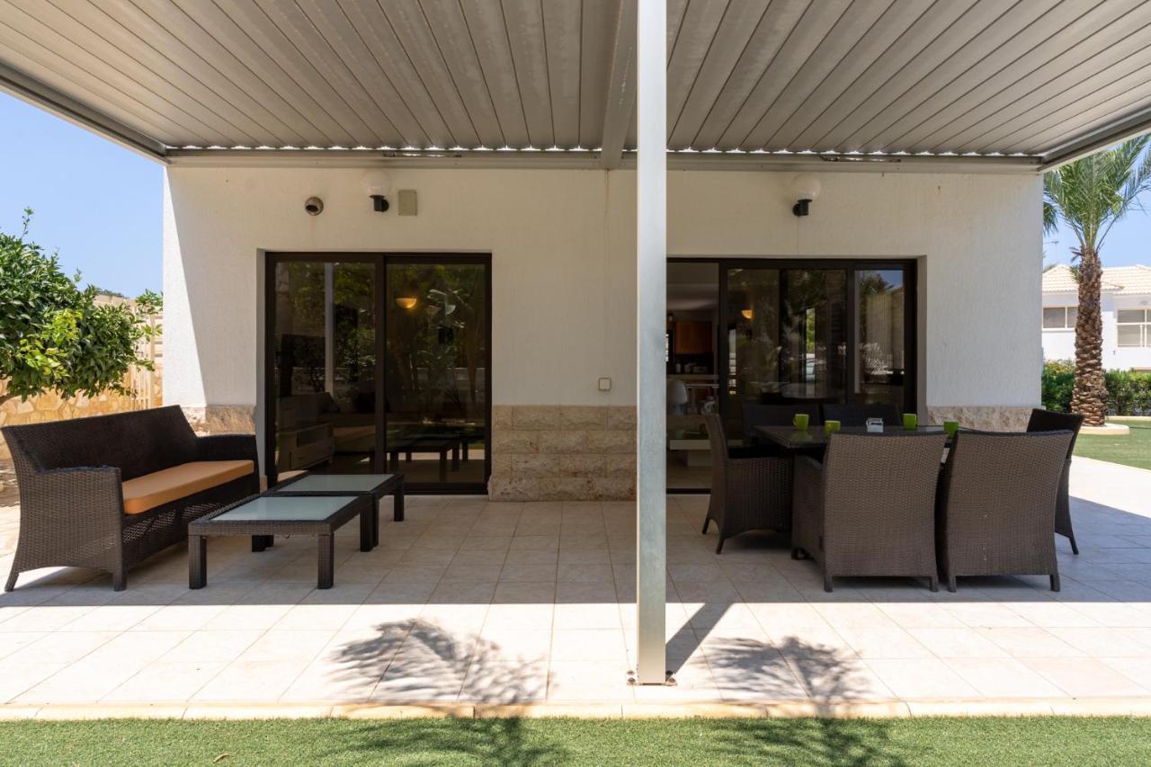 Lime 3-Bedroom Villa In Protarász Kültér fotó