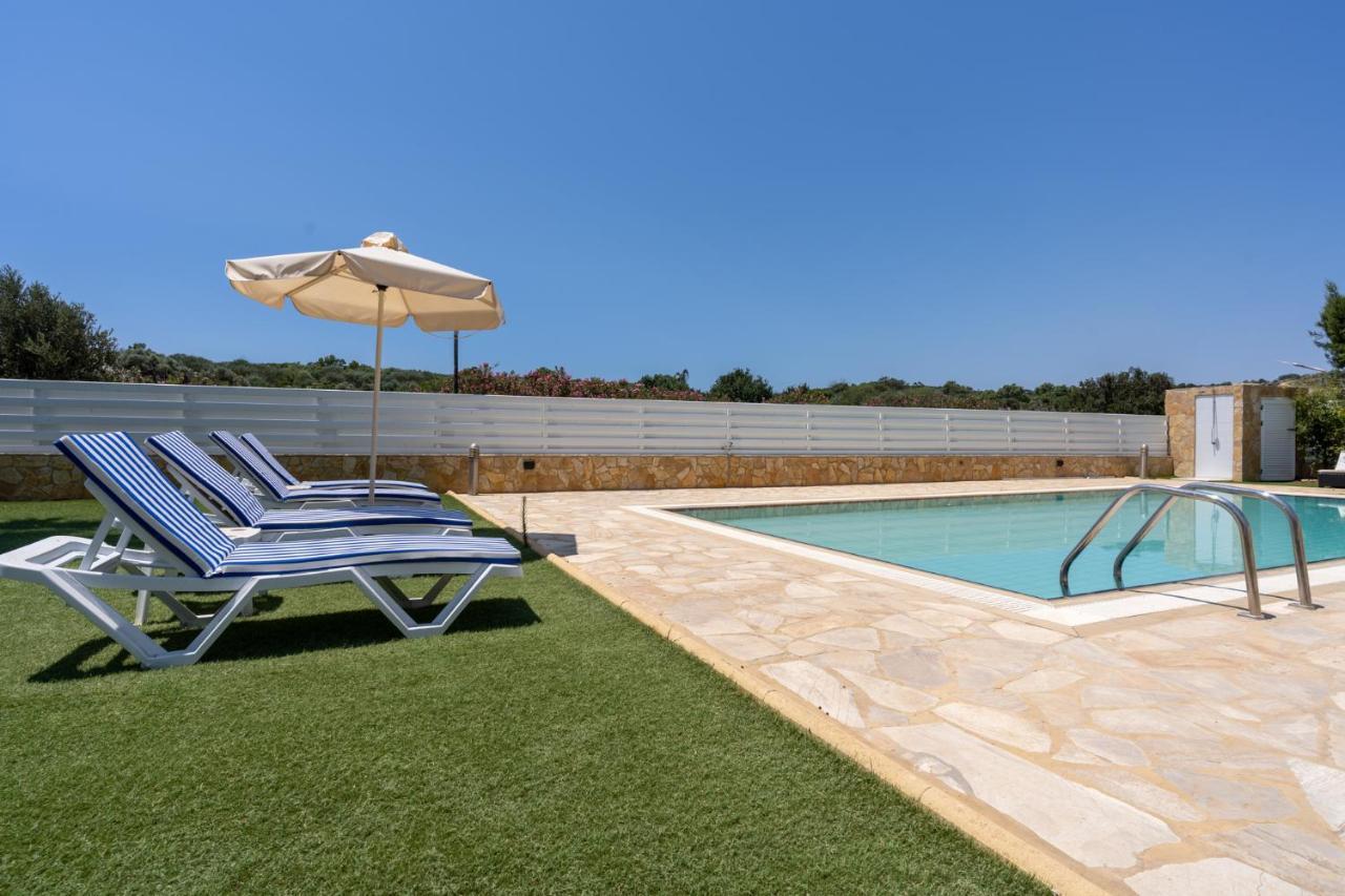 Lime 3-Bedroom Villa In Protarász Kültér fotó